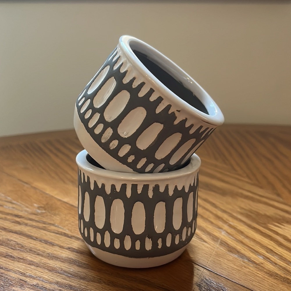 NWOT Set of Planters • Small • Grey & White Neutral Design